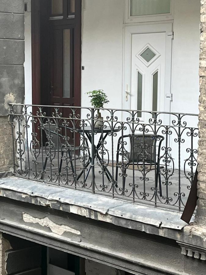 Close To Everything Budapest Extérieur photo